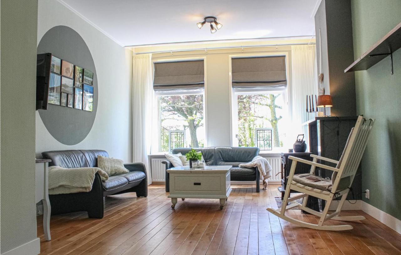 Gorgeous Home In Scharendijke With Kitchen Zewnętrze zdjęcie