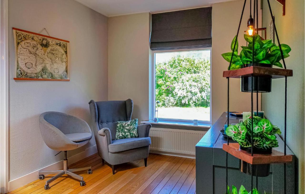 Gorgeous Home In Scharendijke With Kitchen Zewnętrze zdjęcie